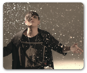 BGbyGarson's tweet photo. ¡Qué belleza la imagen de @GarsonOfficial con la nieve! Puedes tenerla en alfombrilla de ratón, es el Modelo C. http://t.co/jmcF2uzBU6