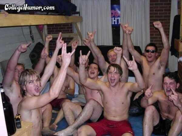 If you’re going off to college this fall... #orientation #classof2019 # buzzfeed.com/brodysawyer/20…