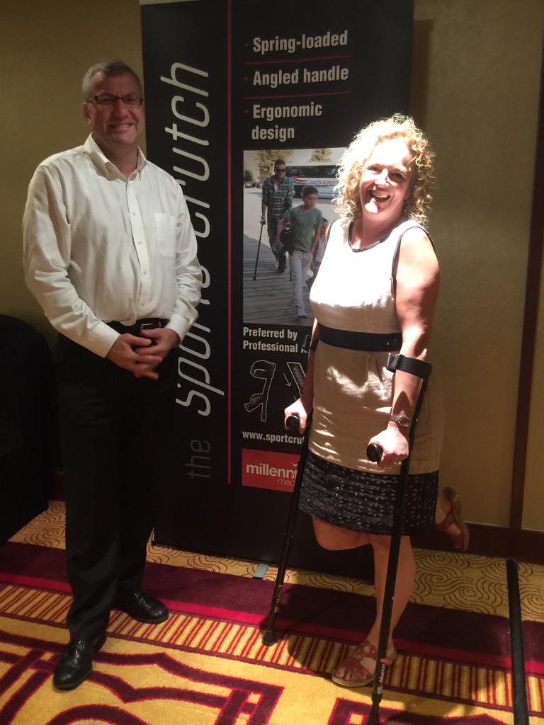 physiopodukltd's tweet image. Julie tries the latest in ergonomic sports crutches, spring loaded, ergonomic handles #paintoperformance INNOVATION