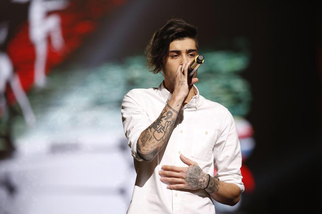 ranrangood1919's tweet photo. Zaynを忘れないために

#AlwaysInOurHeartsZaynMalik
#DirectionersRT http://t.co/Abwa9J6iny