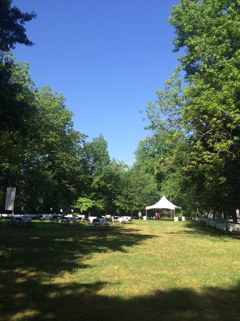 TasteOfVaHi's tweet photo. Almost ready for everyone! Looking forward to seeing everyone at 2pm. Pack some sunscreen! http://t.co/939N8MuZX7