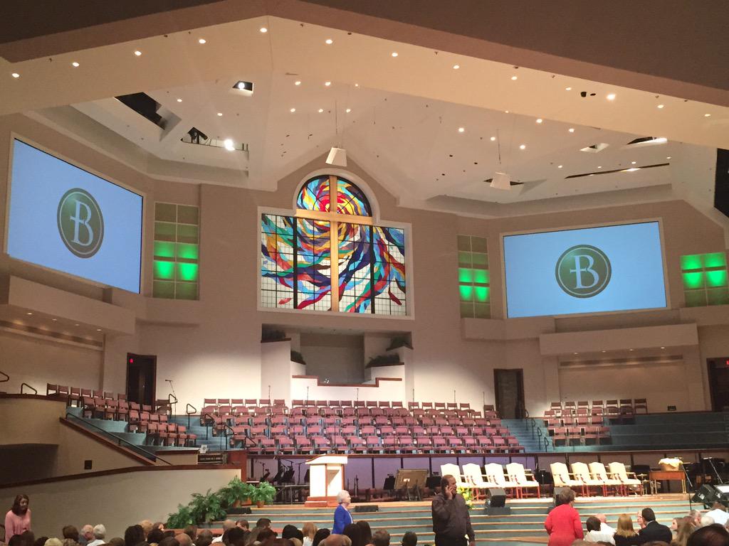scotteric7's tweet image. @BlSmith_23 @SYLVSTR34 @baileyboosmith  Blakes graduation day #Briarcrest Christian School