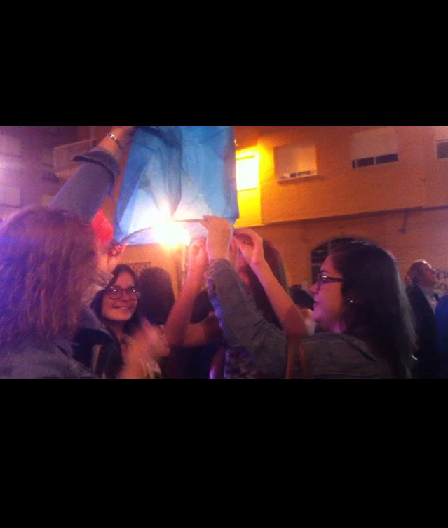 AmandaGaliana1's tweet photo. Pra siempre'. 👑💛 http://t.co/uWKHgz87Mk
