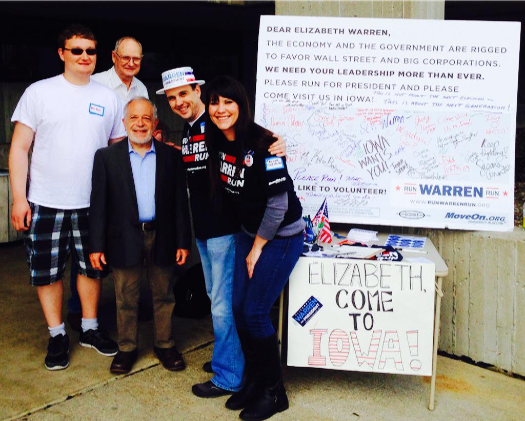 Matthew_Keating's tweet photo. Oh, hello Former Labor Secretary @RBReich! 

#RunWarrenRun #RWRIowa #IACaucus @IowaAFLCIO @iowaworkers @IA_CAN #WFS http://t.co/SWXJJF4zgf