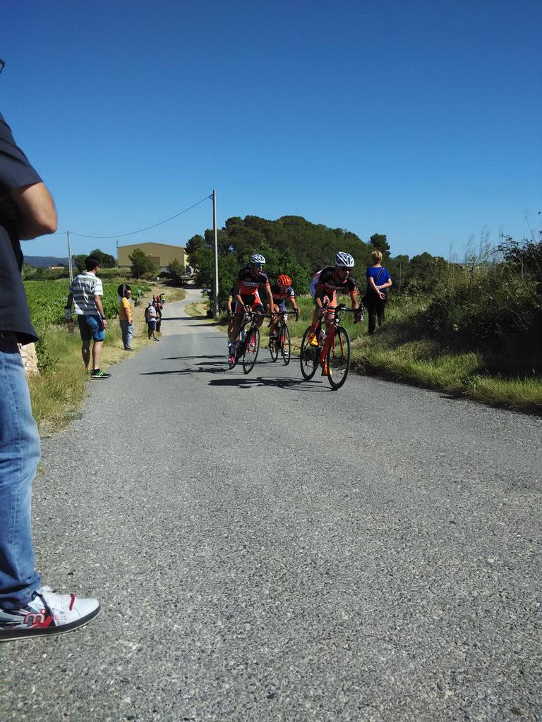 En la <a href="/CLASICAISAAC/">CLASICA ISAAC GALVEZ</a> se a convertido en una de las mejores del calendario gracias a <a href="/DBORAGLVEZ/">DÉBORA GÁLVEZ</a>