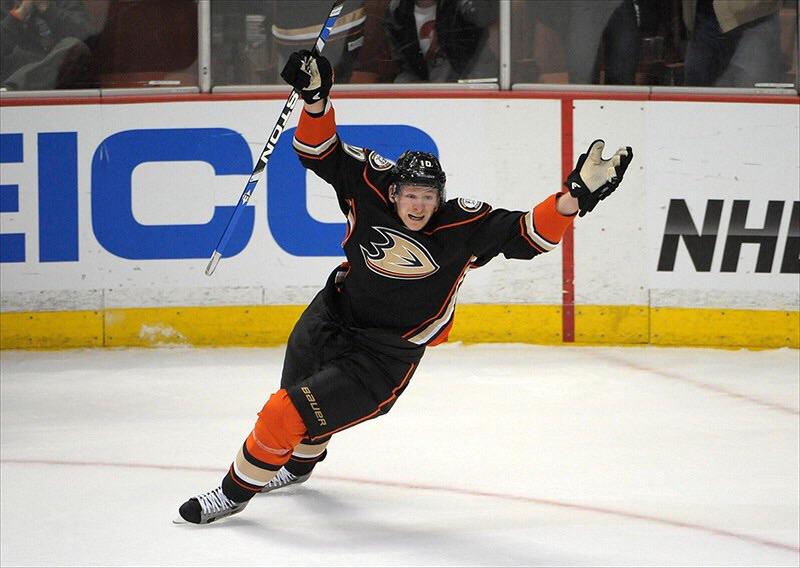 . Happy Birthday Corey Perry! Do some celebrating on the ice tomorrow with a game 1 victory. 