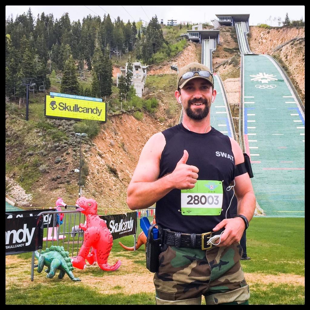 SummitCountyUT's tweet photo. Detective Johnson completes leg 3 #Runningwithed @SummitCountySO http://t.co/EvL2jhhbtz