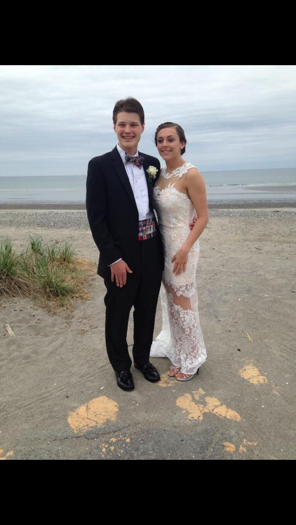 georgia_lynne's tweet photo. Can we all just agree that my sister is flawless http://t.co/kfLsyjqJx4