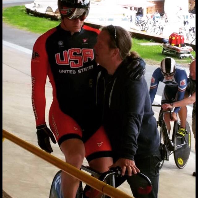 bikerdanny's tweet photo. Nothing better to have than @FFWDwheels_usa and @FeltBicycles to ride when racing in Germany http://t.co/xBQgTp3SmG