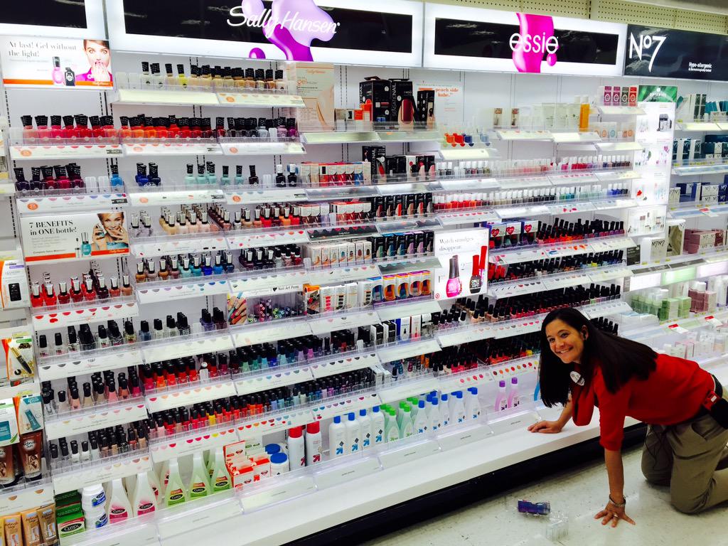 NicoletteSeitz's tweet photo. Nail care looks amazing at 2163! #makesalesnotshortage @grassroots22 @ncerelejia @bigdh42 @cbstrouse @JDWildermuth http://t.co/dz3YZ6ljOj