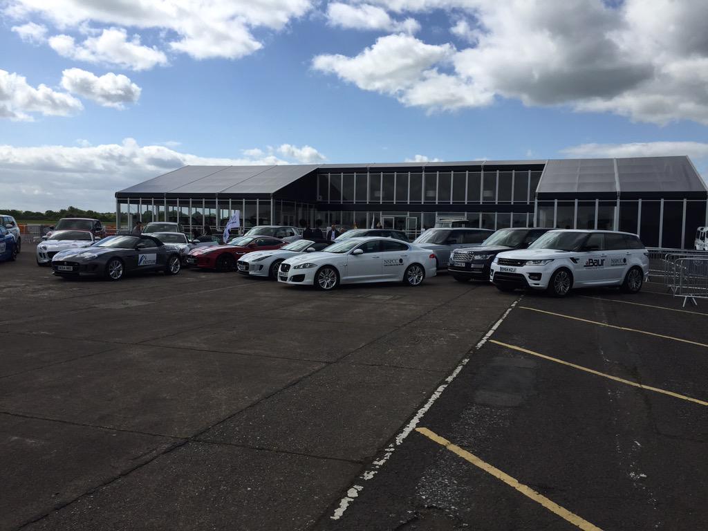 MBpro_interiors's tweet photo. Day spent driving the full range of #jaguarLandRover cars, raising money for #NSPCC http://t.co/fSoA1QR9tW