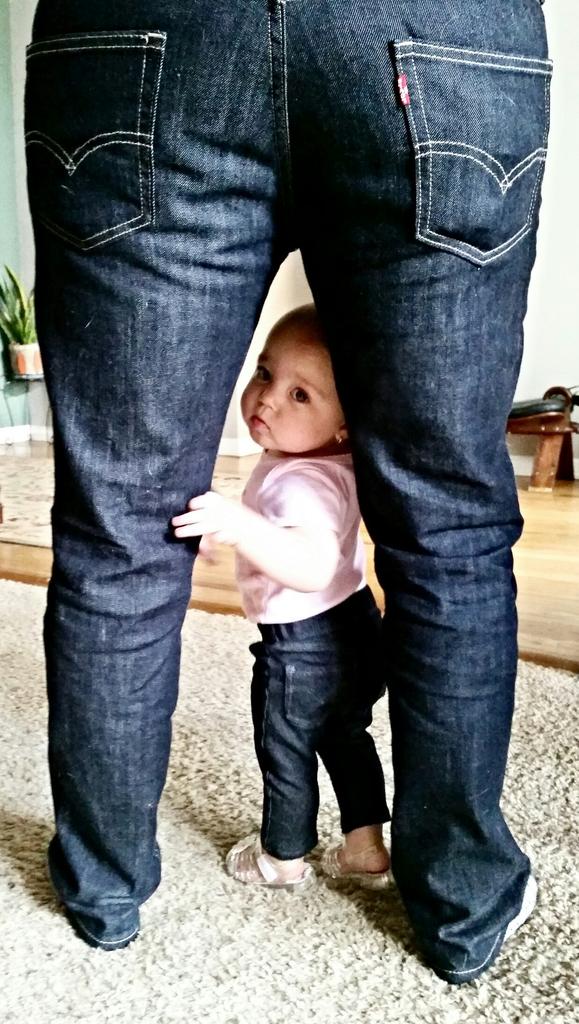 samsticksticky's tweet photo. .@LEVIS #FathersDay #AdPhoto #YoureWelcome #DadsAndDaughters #MatchingLevis http://t.co/yMr7nRSxsu