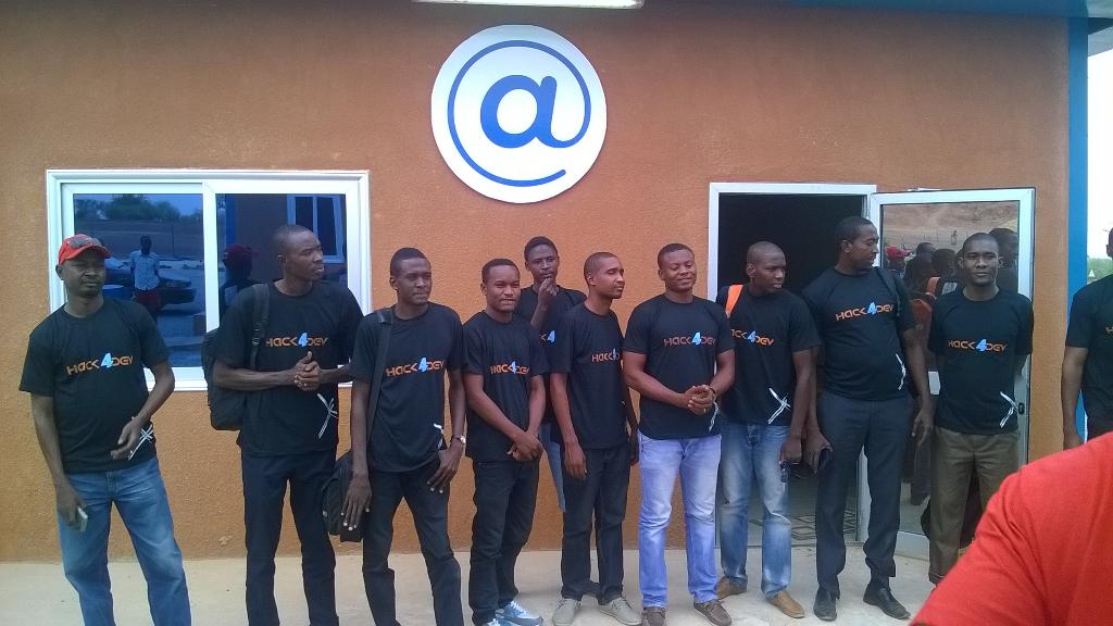 zourkaleyni's tweet image. La photo de famille de la #h4dev_dosso