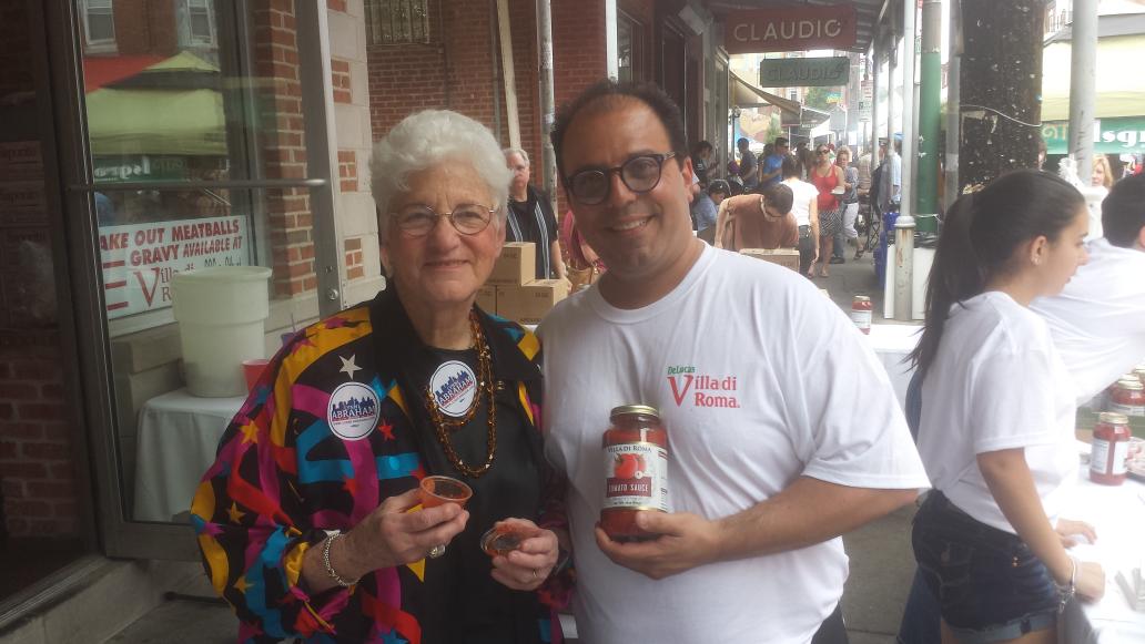 LynneForMayor's tweet photo. Having a great time at the Italian Market Festival! #Lynne4Mayor #NextMayorPHL http://t.co/no8pn4D0QW