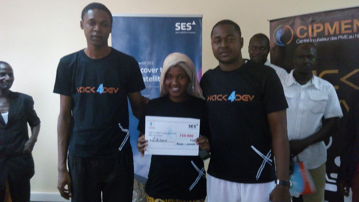 usseinAbil's tweet image. Le premier prix de la première du Hack4dev revient à LIKITANA #h4dev_dosso #hack4dev #CIPMEN #SES