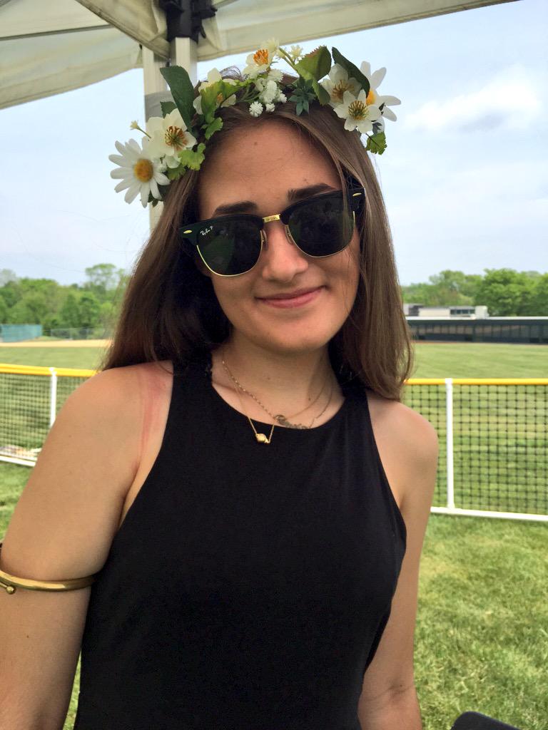 MadeinMercy's tweet photo. Whoa is this Coachella? #MadeinMercy http://t.co/VsTLqK8B5U