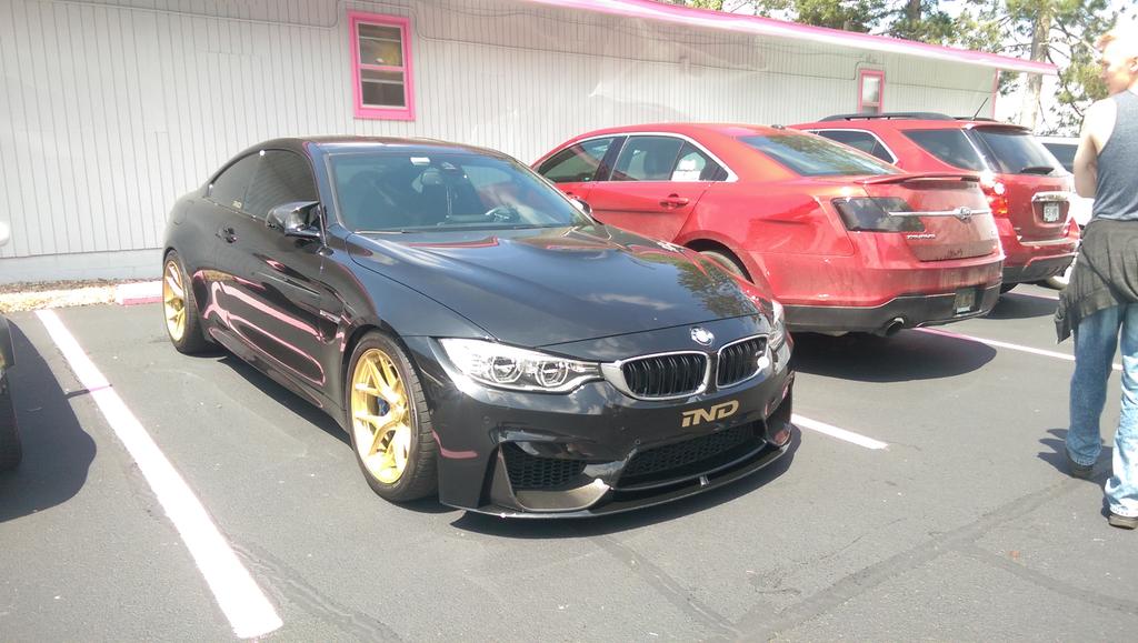 VazDrae's tweet photo. The new BMW M4 is beautiful #AutoMotion2015 http://t.co/lgHCXfrXbc