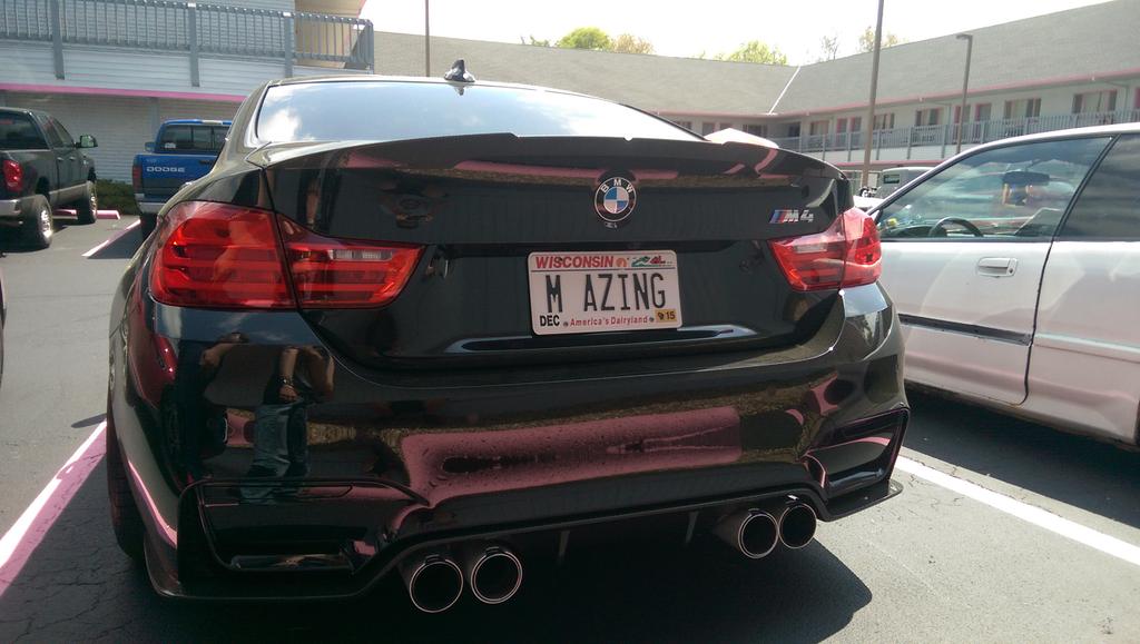 VazDrae's tweet photo. The new BMW M4 is beautiful #AutoMotion2015 http://t.co/lgHCXfrXbc