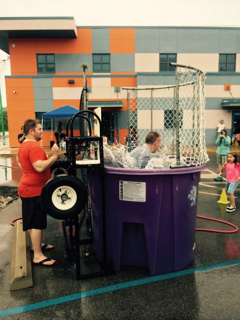 Paramountindy's tweet photo. Mr. Reddicks turn in the dunk tank! #BrooksideBash http://t.co/IgijuSNG8l