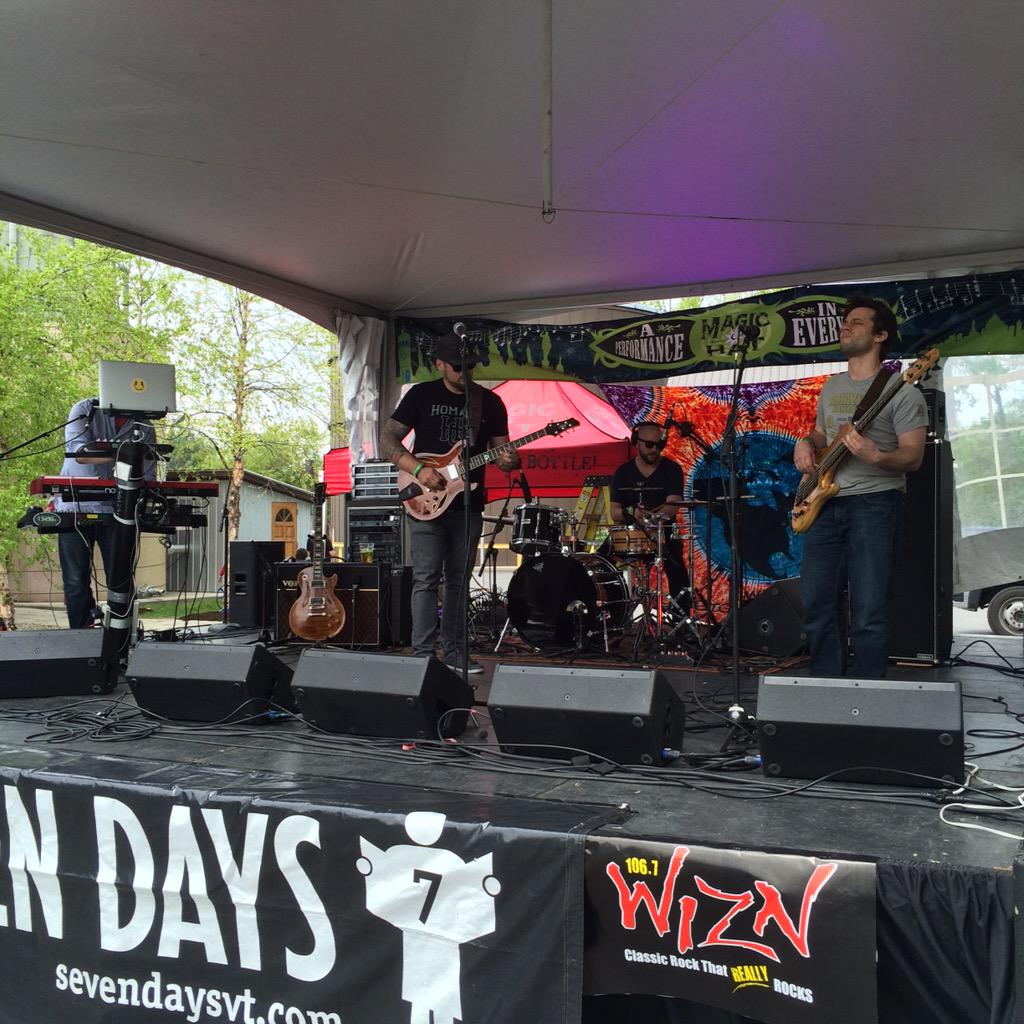 magichat's tweet image. #Heavyfest is on! @gowanus_band is kicking off the afternoon! #btv