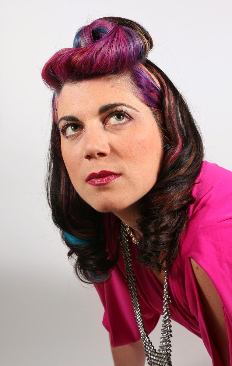 LJsHairHop's tweet image. #ljshairhop #iamgoldwell #thehairhop #colorzoom2015