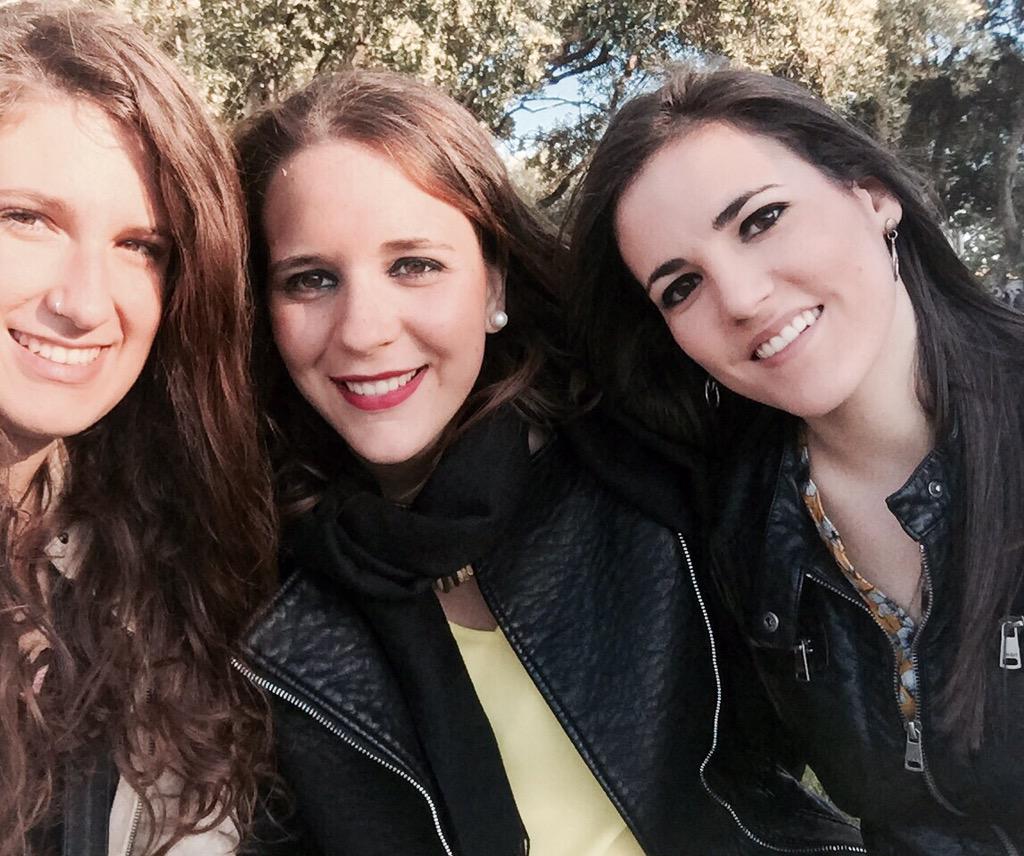 Veraizq's tweet photo. Esperando para ver a @pabloalboran con @teresadelgado9 y @bea_castellote #TourTerral2015 http://t.co/Bcey0zxb8D