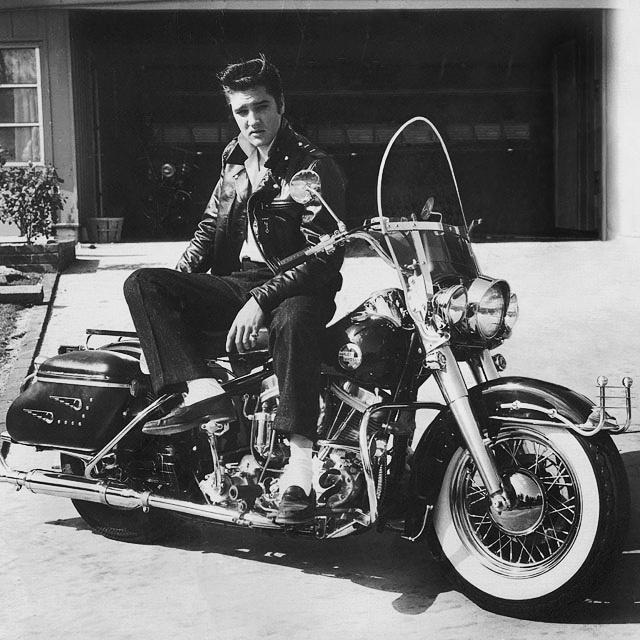 ElvisPresley's tweet photo. #Elvis http://t.co/zXfVrI6zxY