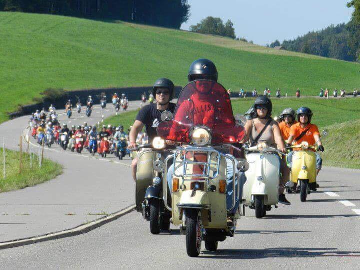 vespascootersuk's tweet photo. #vesparetta #modenascooters #necoscootersuk #innocentiscoot #vespascootersuk #lmlscooters #scomadiscooters #scooters http://t.co/sMl8ZclC9w