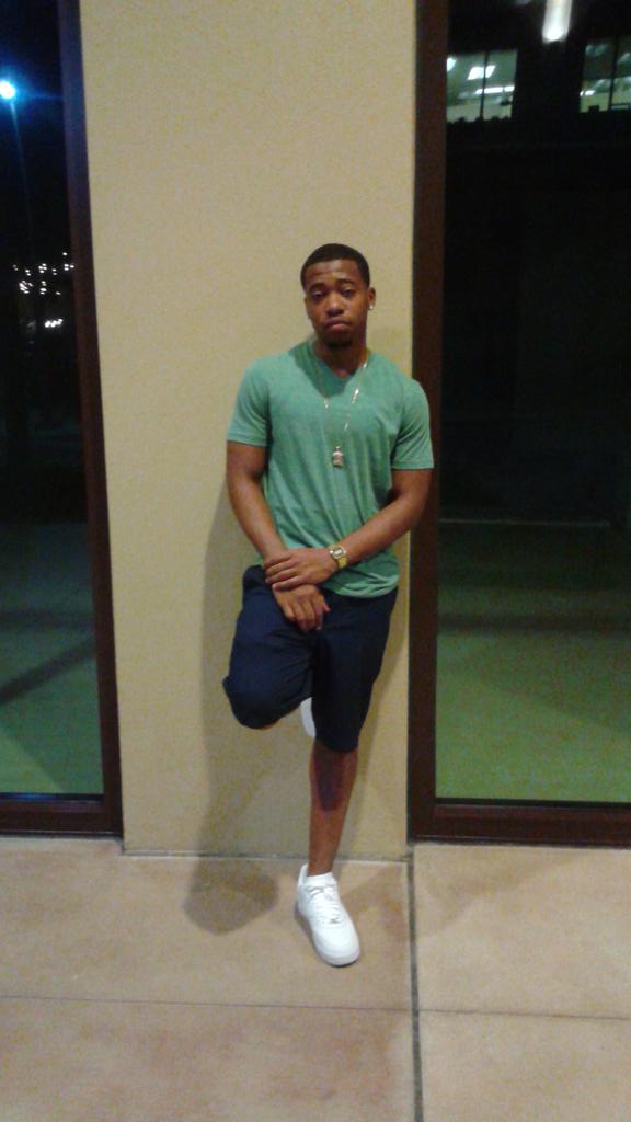 Dat239Zoe tweet picture