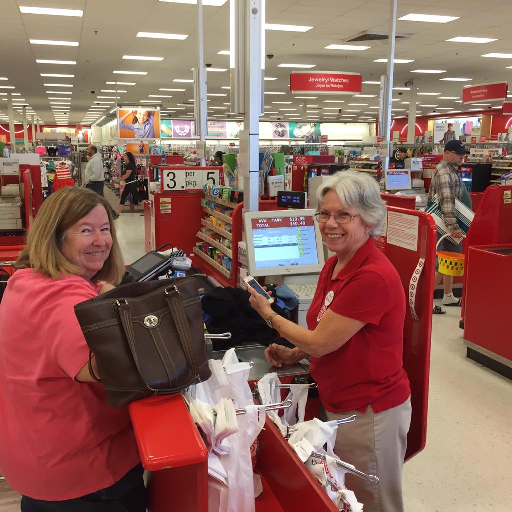 boltsforme's tweet photo. Michelle adding another guest to the Cartwheel family!! #4thStOnFleek #T2245 #d206 #cartwheel @jhowells81 http://t.co/raxrDr0zJl
