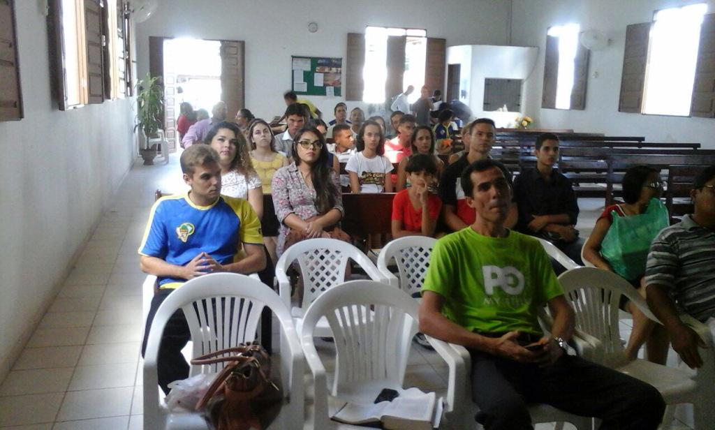 PrLucivaldo7's tweet photo. A juventude do FAROL não será empecilho para a volta de Jesus. PgMyStyle Um novo jeito de viver! http://t.co/jAR25azzwj