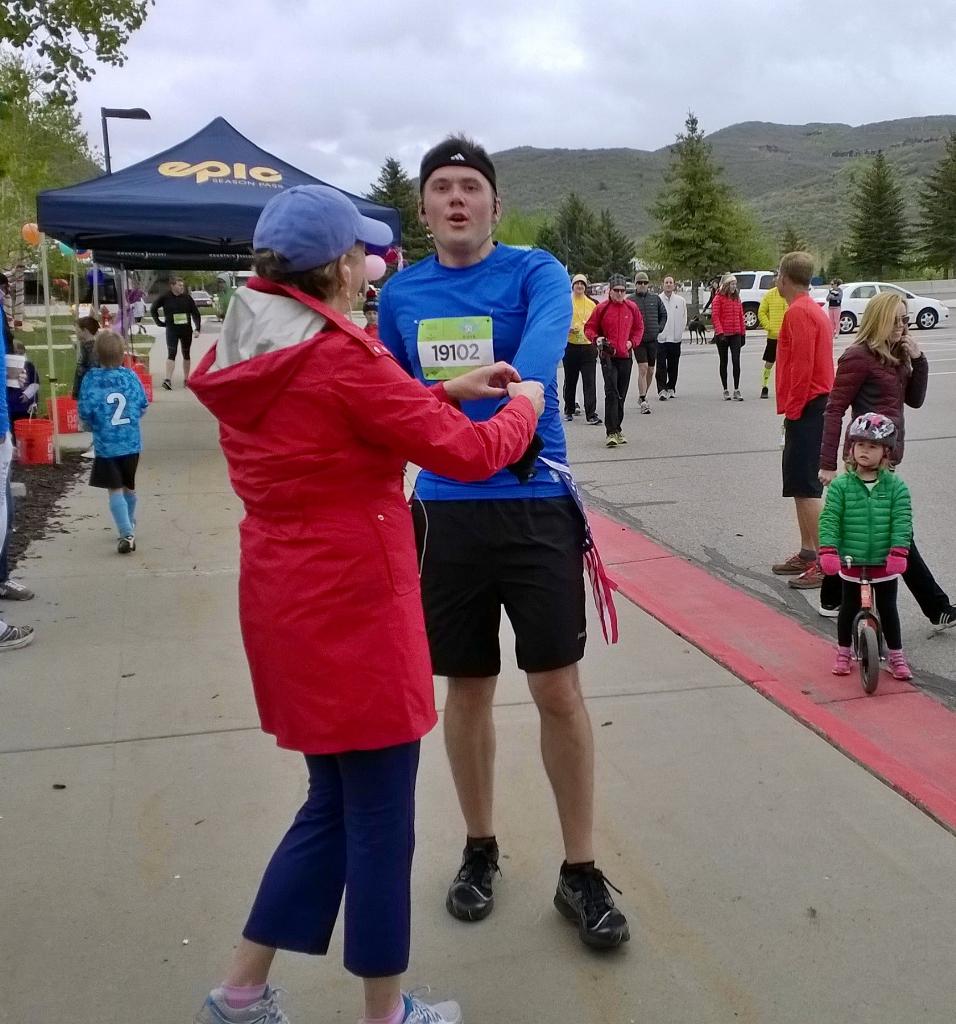 SummitCountyUT's tweet photo. Leg 8, Planner AC Cause finishes up #Runningwithed http://t.co/7duDXkEPup