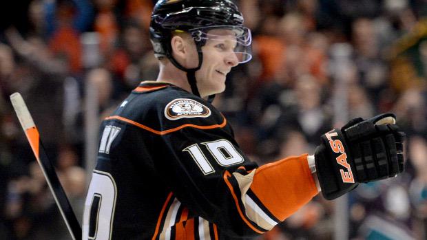 Happy Birthday to my favorite Corey Perry!!!    