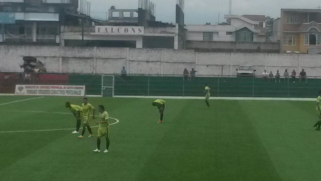 dcdarwin1986's tweet photo. Inicia el partido talleres vs ramos ramos sub 25 http://t.co/a2ssXzPEvS