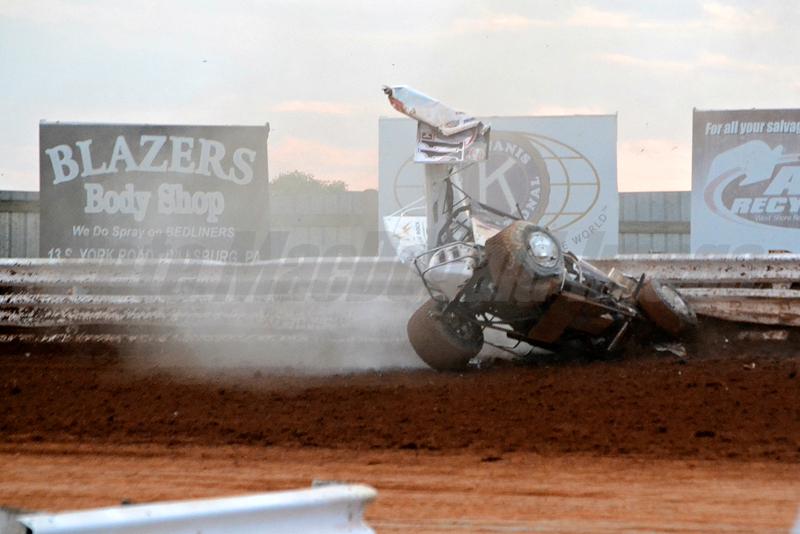 PMacDonald51's tweet photo. Cory Haas with one of the hardest hits ive ever seen in person @WilliamsGrove @WorldofOutlaws #WoOSprint http://t.co/hmHdNT31kF