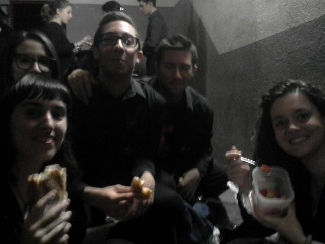 CJContrapunt's tweet photo. Ja estem preperats per el concert de Barcelona! http://t.co/8RQOaOGUTb