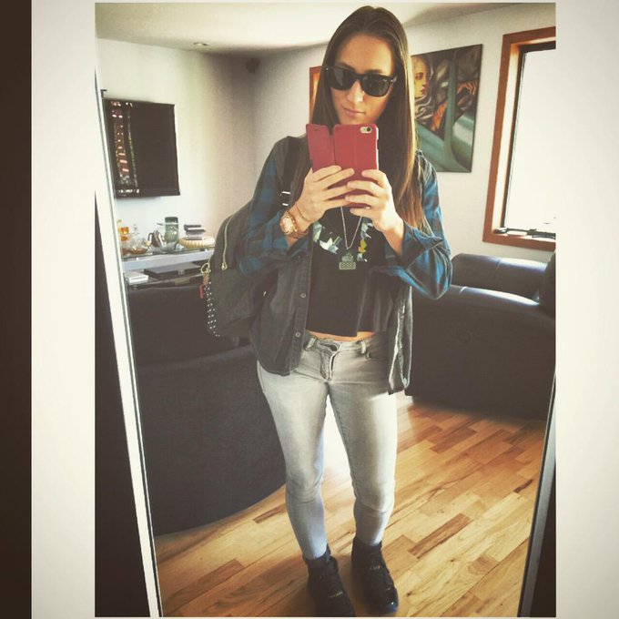 Getting ready to Dab w/ the legend himself @MasterBong @ShopMarijuana #HighLife http://t.co/J6PGwMVN<a class="tags" target="_blank" title="On Twitter" href="/?out=eyJ0eXAiOiJKV1QiLCJhbGciOiJIUzUxMiJ9.eyJpYXQiOjE3MjE2NzcxNDAsImlzcyI6InR3cG9ybnN0YXJzLmNvbSIsIm5iZiI6MTcyMTY3NzE0MCwiZXhwIjoxNzUzMjEzMTQwLCJyZWRpcmVjdF91cmwiOiJodHRwczovL3R3aXR0ZXIuY29tL01hc3RlckJvbmcifQ.kxn1IbsjPPRfweBV8-X_9z3xBC7wUi3RQkMdPiF5TZZOqpU_oPVgf9THka4VViFEtHo5a6EgtpoZSLDbsz3dDg">@MasterBong</a><a href="/tag/highlife"class="tags"><span>#highlife</span></a>