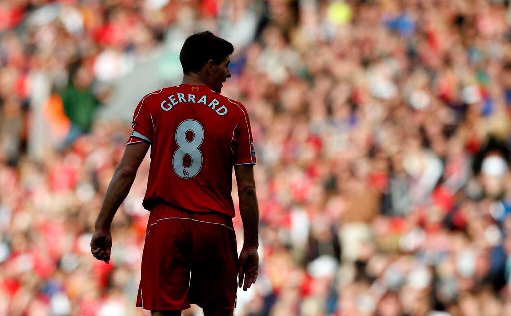 Colmenero's tweet photo. Gerrard ya es un mito. Ojalá el Bernabéu despida así a Casillas. http://t.co/jjkJv9G67g