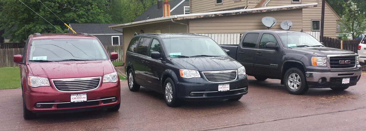 GrahamUsed's tweet image. 2 Vans &amp;amp; 1 Truck found their way to the lot today via transport! Will have prices ready on them by the middle of week