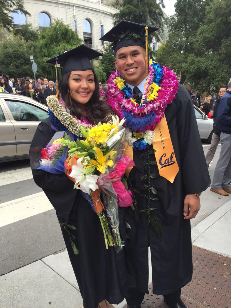 civradlc's tweet photo. #livetweetsfromgraduation #cal2015 http://t.co/6RQ6frf4NN
