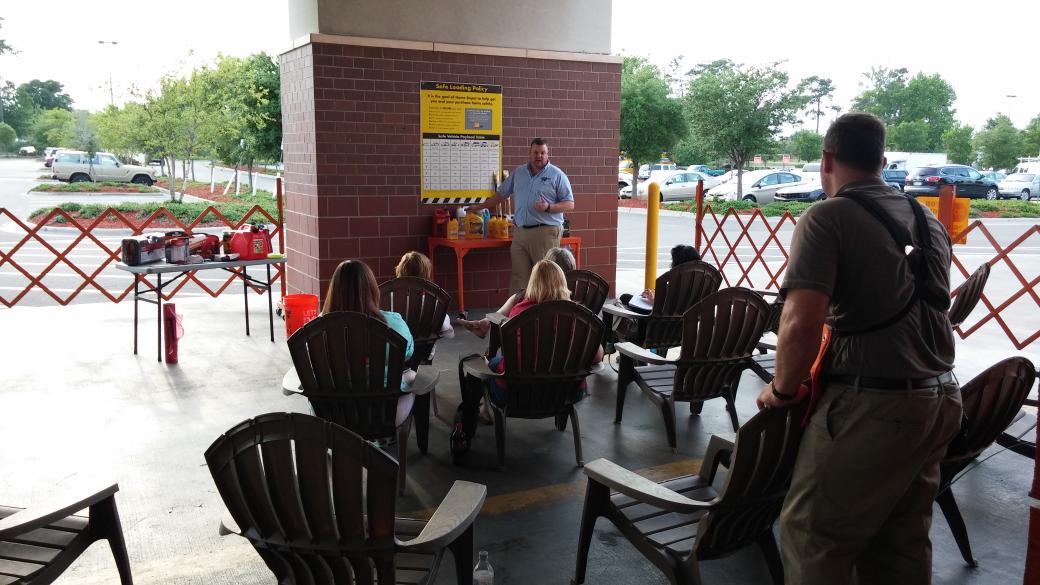 NCFlamingo's tweet photo. #3609 #automotivemaintenanceworkshop #vroomvroom @Nichole_Hd @StacyWaltonTHD @ http://t.co/4XYkS6KstB