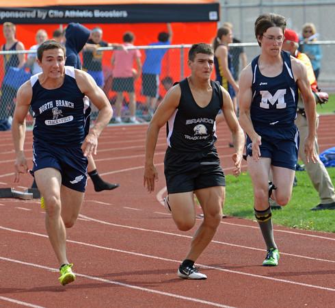 MIPrepZone's tweet photo. TRACK AND FIELD: Check out our Brandon regional photo gallery - http://t.co/M3qPbO86Y1

@BSDAthletics @BrandonHSSS http://t.co/ix8fLebADp