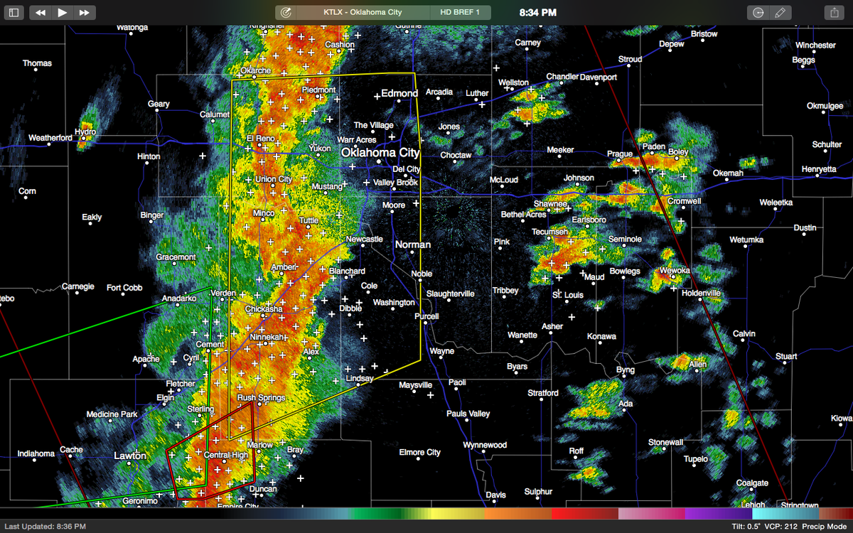 themahler's tweet photo. 8:37pm- Severe storms moving NE into the OKC Metro. Quarter size hail &amp; 60mph winds possible #okwx @NEWS9 http://t.co/e8PQ9vUliN