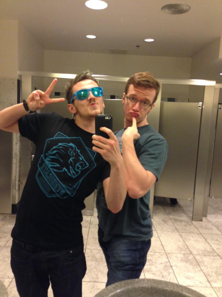 Syndicate's tweet photo. SO KAWAAIIIIII!!!! http://t.co/7X2RNmZfLh