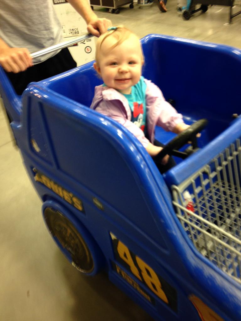jbucswife's tweet photo. Saturday fun with Mommy and Daddy! #firsthappymeal http://t.co/BANB8YMR78