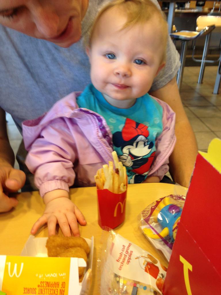 jbucswife's tweet photo. Saturday fun with Mommy and Daddy! #firsthappymeal http://t.co/BANB8YMR78