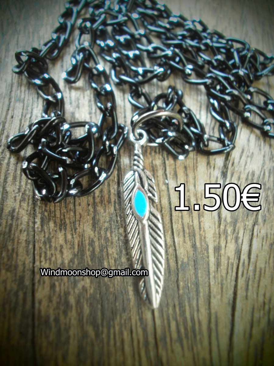 windmoonshop's tweet photo. Pluma. El envío son 2.50€ http://t.co/dfZNhODbLg