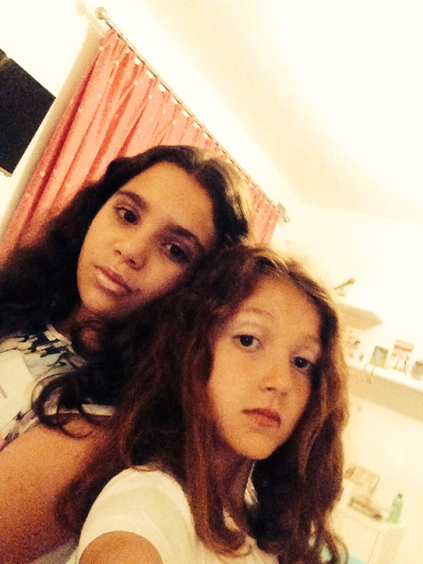 HotmailMarvic's tweet photo. #bestiesleepover @charma001 thanks for coming best sleepover ever love you lots 😍😘😀 http://t.co/VHZnjG4X38