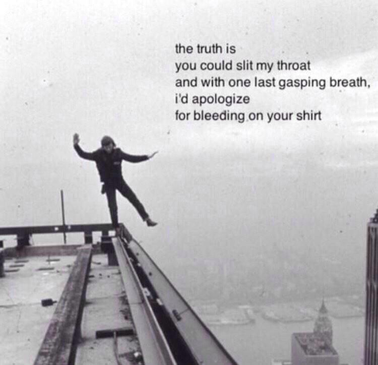 DrowningInPills tweet picture