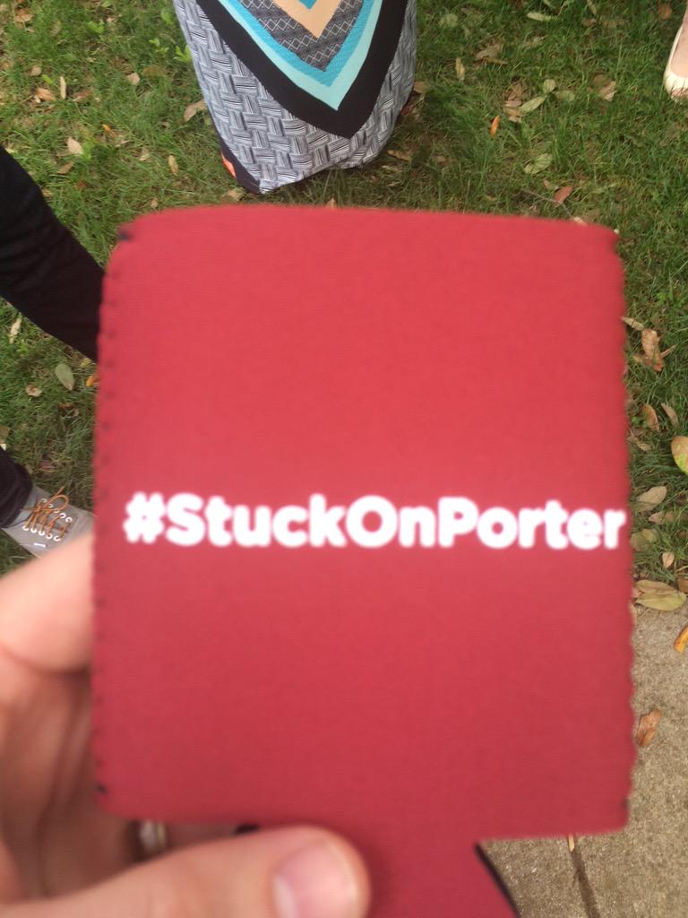 Dawson_Venture's tweet photo. #stuckonporter http://t.co/uyX4Dpn2ZL